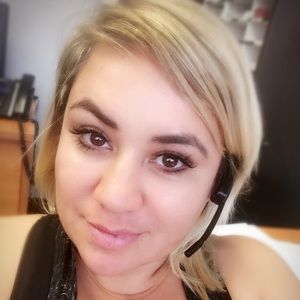 Meet your Posher, Nora