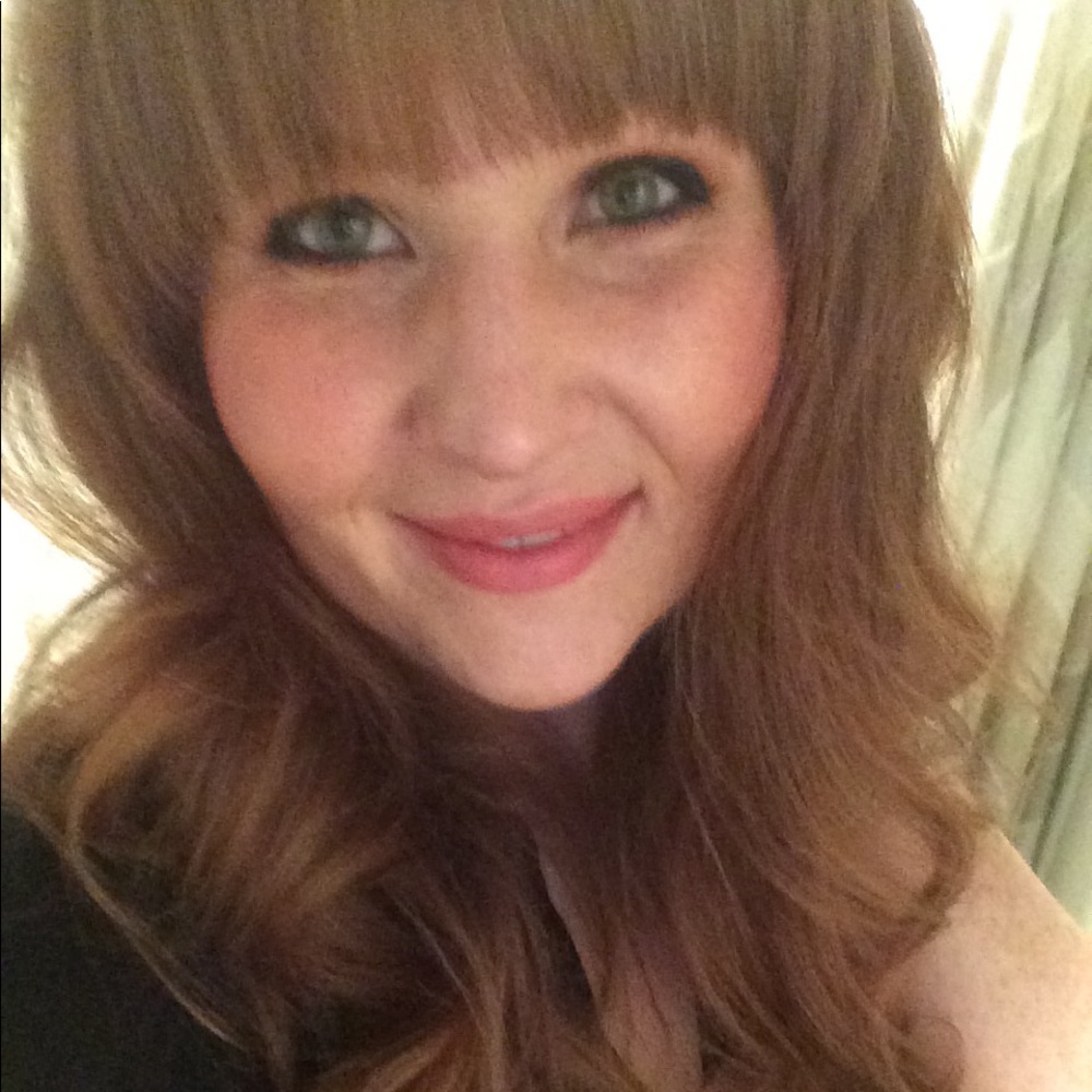 Meet your Posher, Brooke