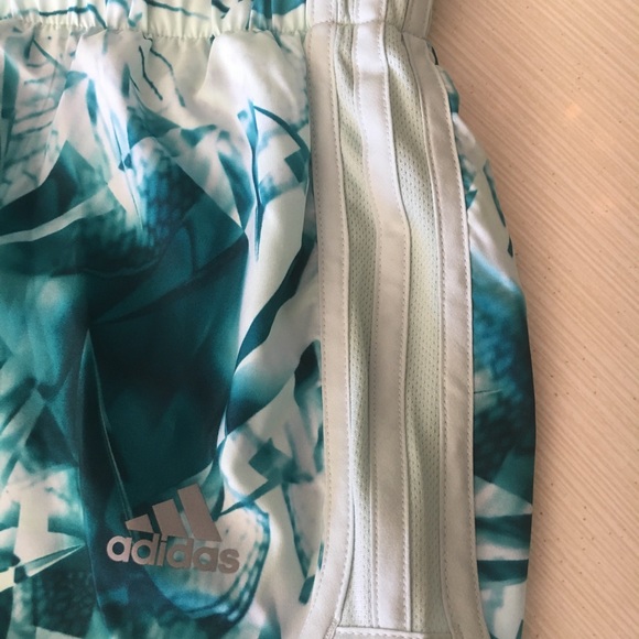 Adidas running shorts - Picture 2 of 2