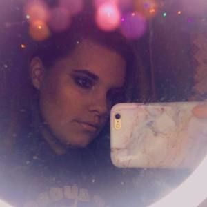 Meet your Posher, Ashlyn