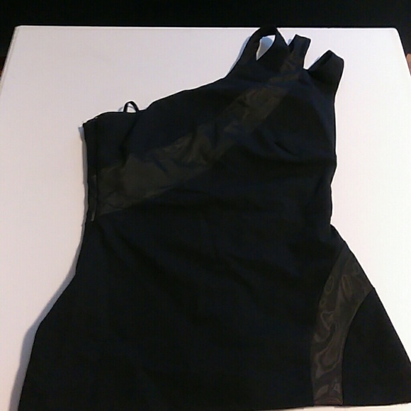 Top - Picture 2 of 6