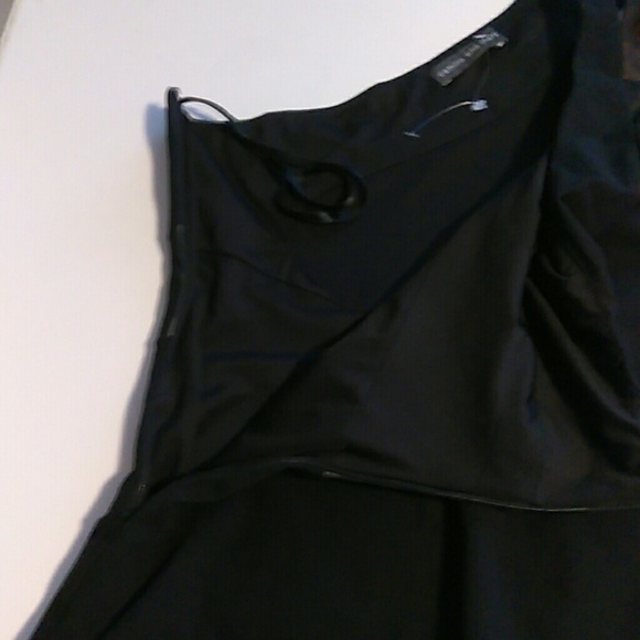 Top - Picture 5 of 6