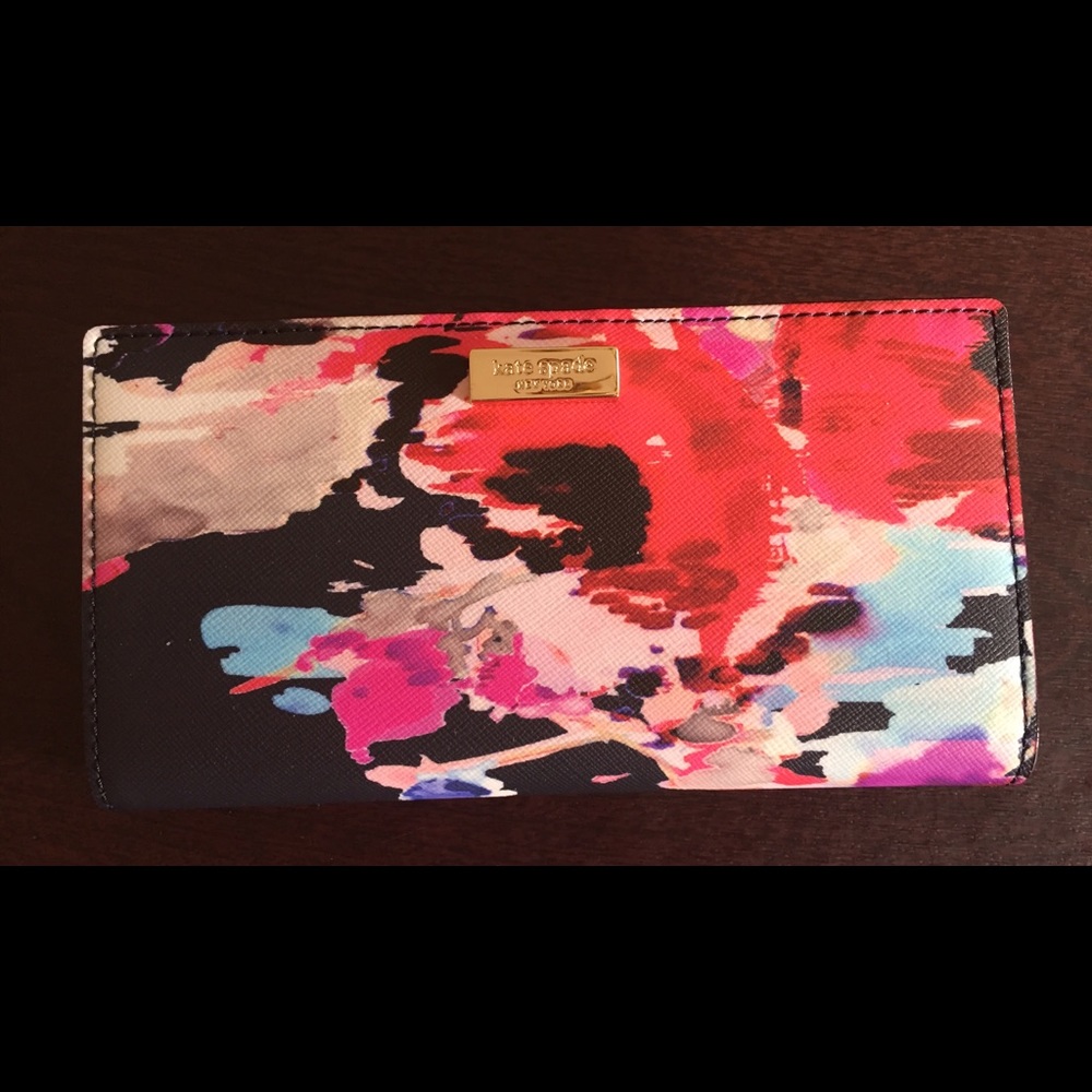 NWT Kate Spade Stacy Laurel Way wallet