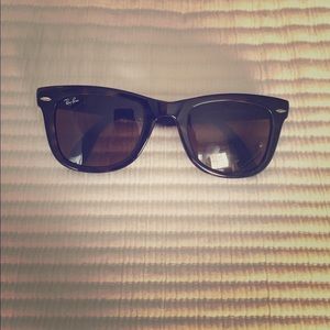 Ray-Ban foldable tortoise Wayfarers
