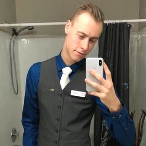 Meet your Posher, Connor