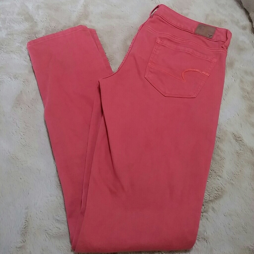 Women's AE red skinny jeans
