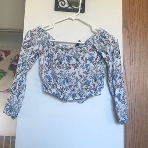 Long sleeve floral crop top