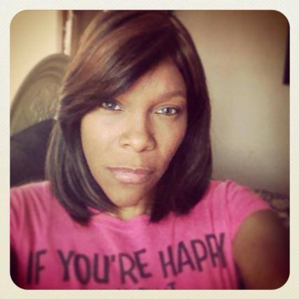 Meet your Posher, Nakia