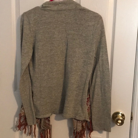 Patterned Sweater - Picture 3 of 4