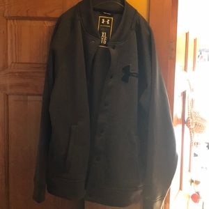XL Under Armour Jacket