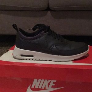 Nike Air Max Thea Se