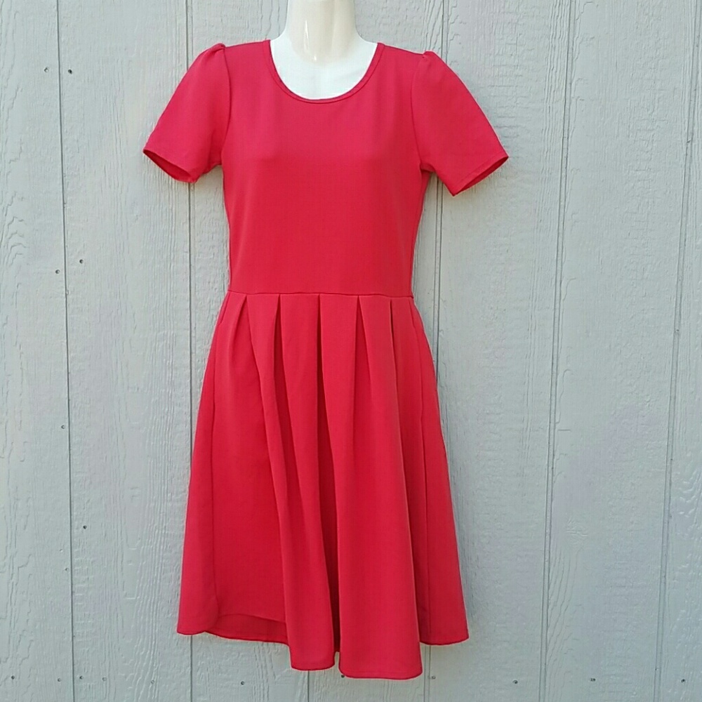 Lularoe Solid Coral Amelia Stretchy Knit Dress SM
