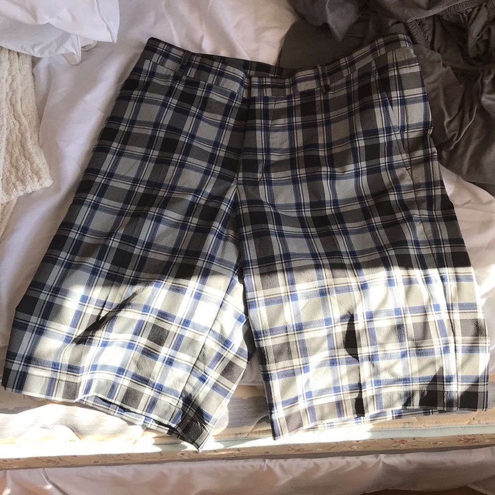 Slazenger size 32 golf shorts.