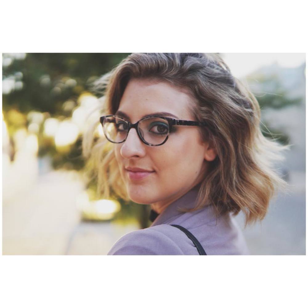 Meet your Posher, Zoe