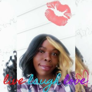 Meet your Posher, Jannetta