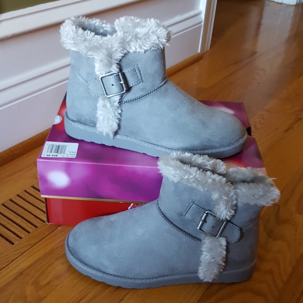 New in Box faux fur lined short boots