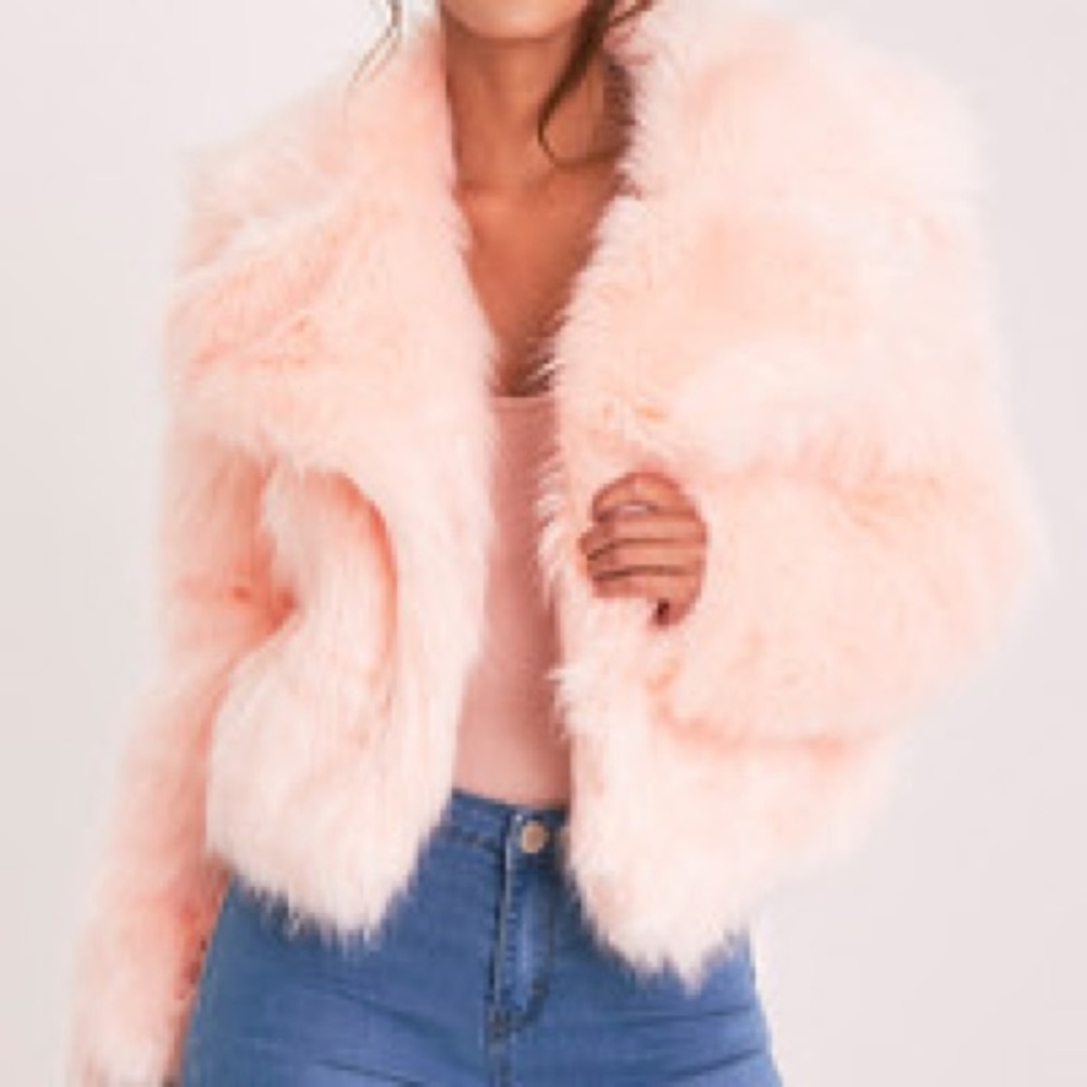 Pretty Little Thing pink/peach crop faux fur coat