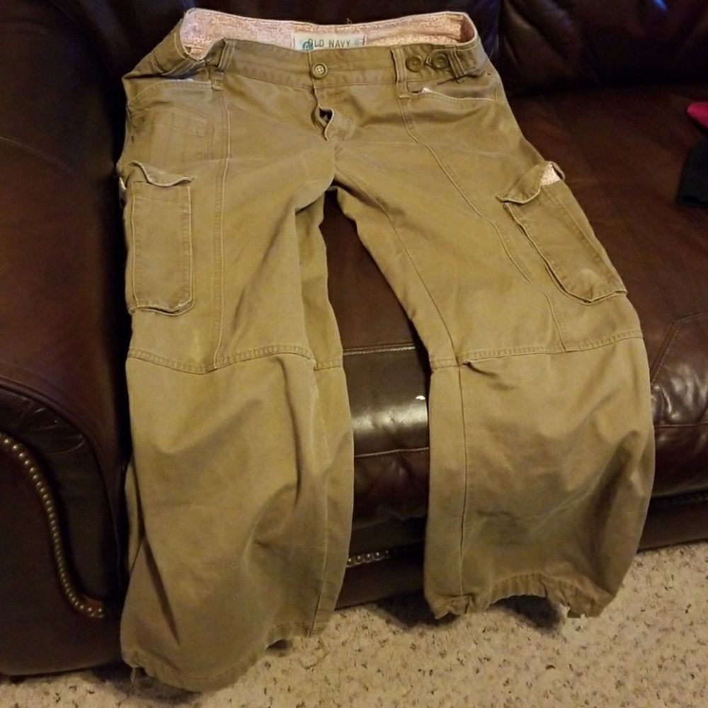 Distressed cargo pants