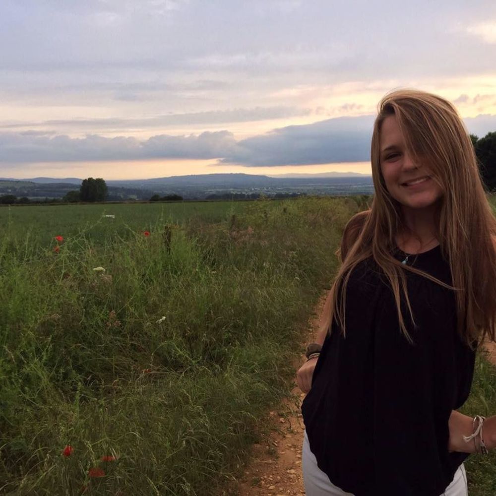 Meet your Posher, Lauren