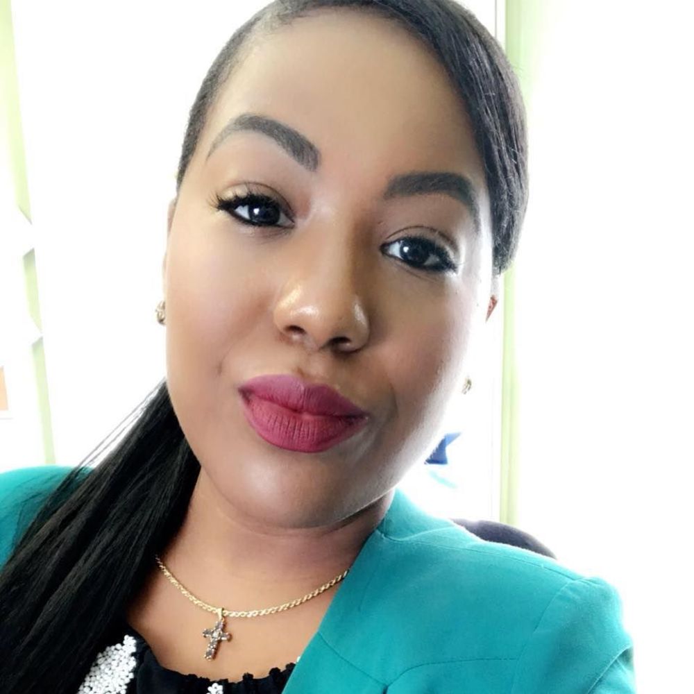 Meet your Posher, Nicole