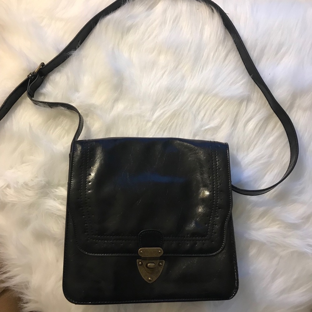 Vintage Steve Madden crossbody bag