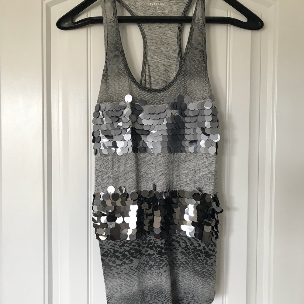 Sequenced tank