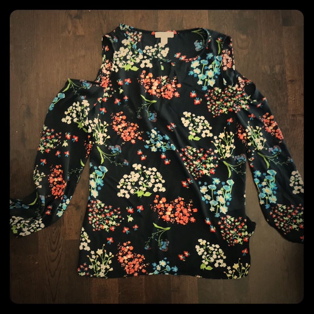 Cold shoulder long sleeve blouse