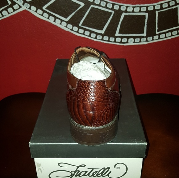 Shoes - Picture 3 of 3