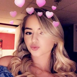 Meet your Posher, Alicja