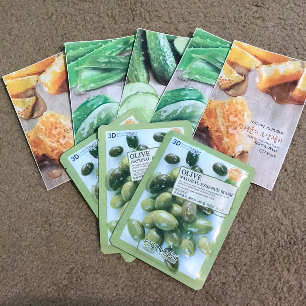 💕1 free face mask with purchase💕