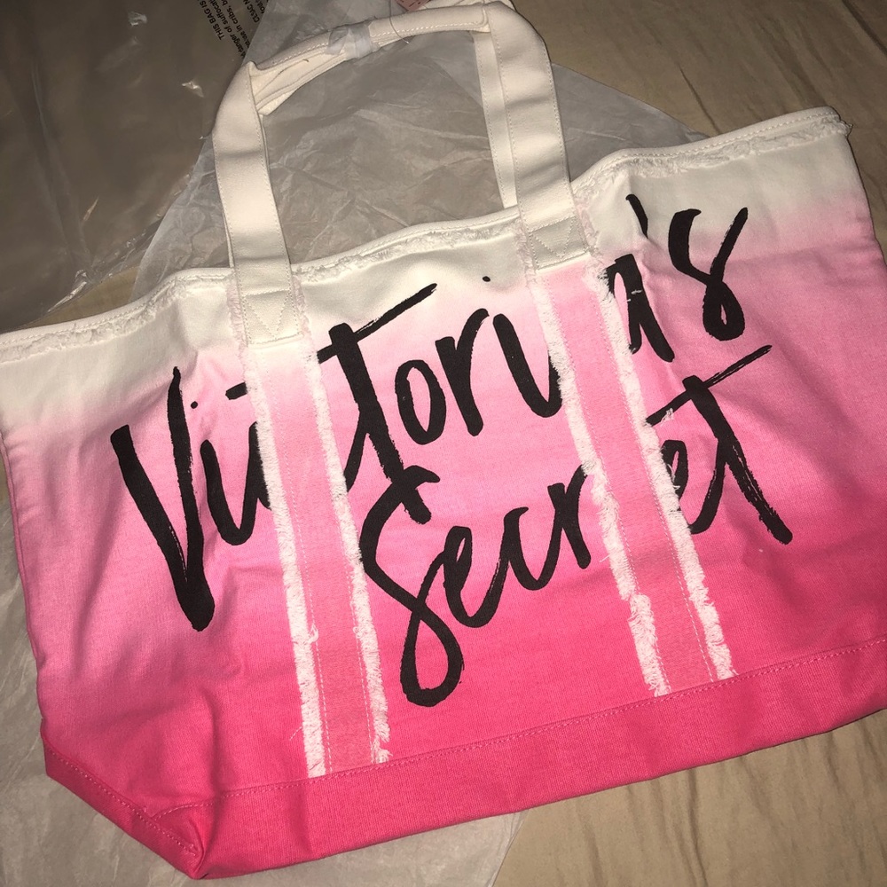 NWT Victoria’s Secret tote/beach bag