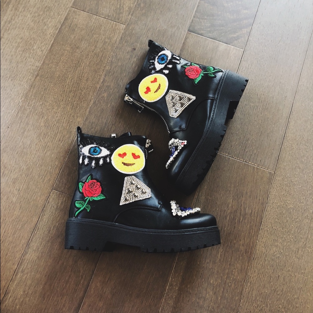 NIB Pretty Little Thing patch combat booties - Picture 1 of 4