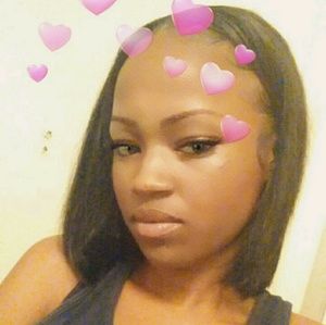 Meet your Posher, Clayneisha