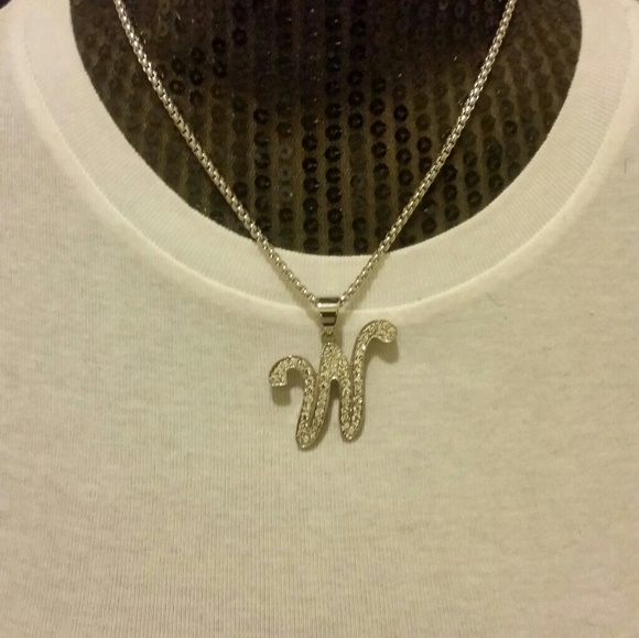 Letter W Necklace - Picture 1 of 1