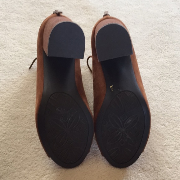 Tan Bootie - Picture 5 of 5