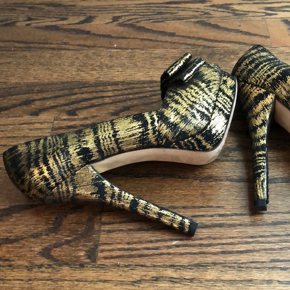 Fendi gold shoes - Picture 5 of 6