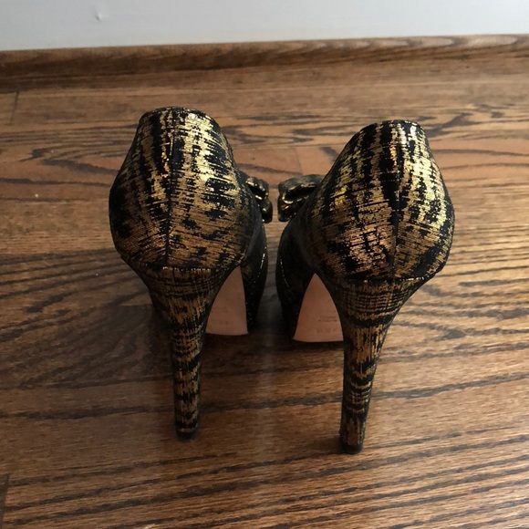 Fendi gold shoes - Picture 3 of 6