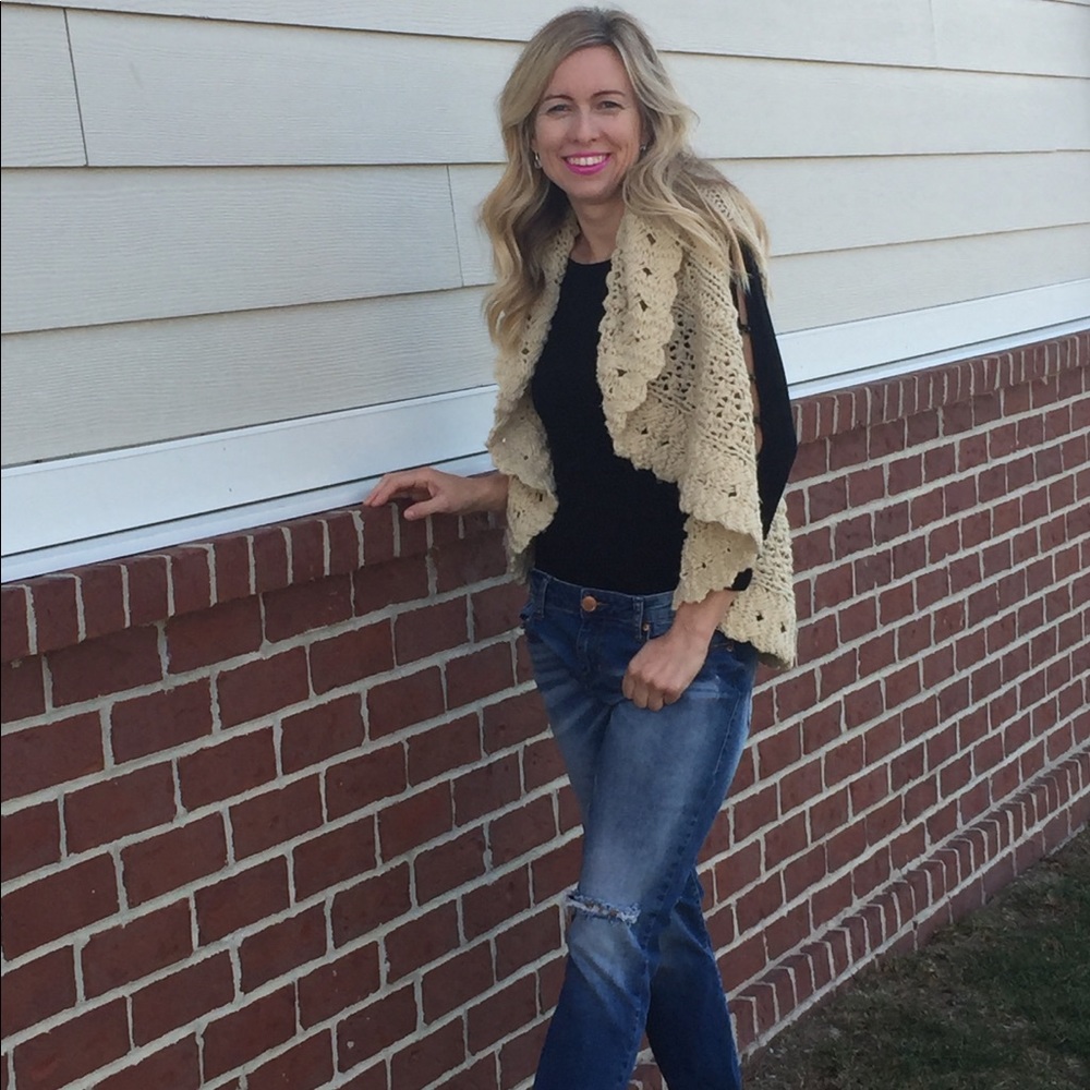 Knit sweater vest