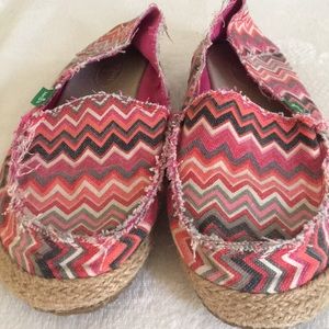 Sanuk Slip Ons