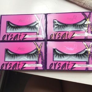 Flutter lashes #iSlay