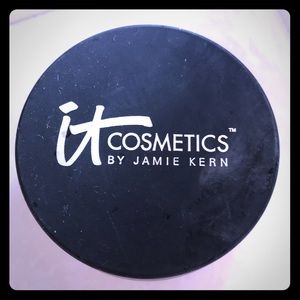 It cosmetics Air Brush Illuminizer