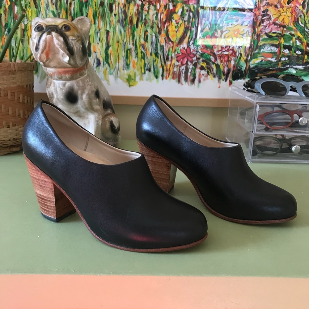 ❤️SOLD❤️ Nisolo Austin Heel Noir size 6.5