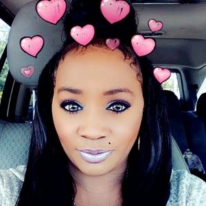 Meet your Posher, Fatima