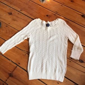 American Eagle White sweater knit