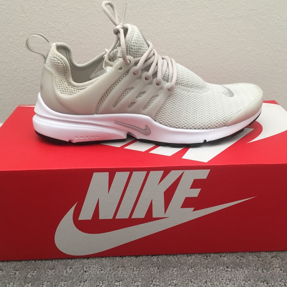 BRAND NEW NIKE AIR PRESTO