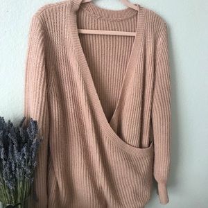 Chunky Rosé sweater.