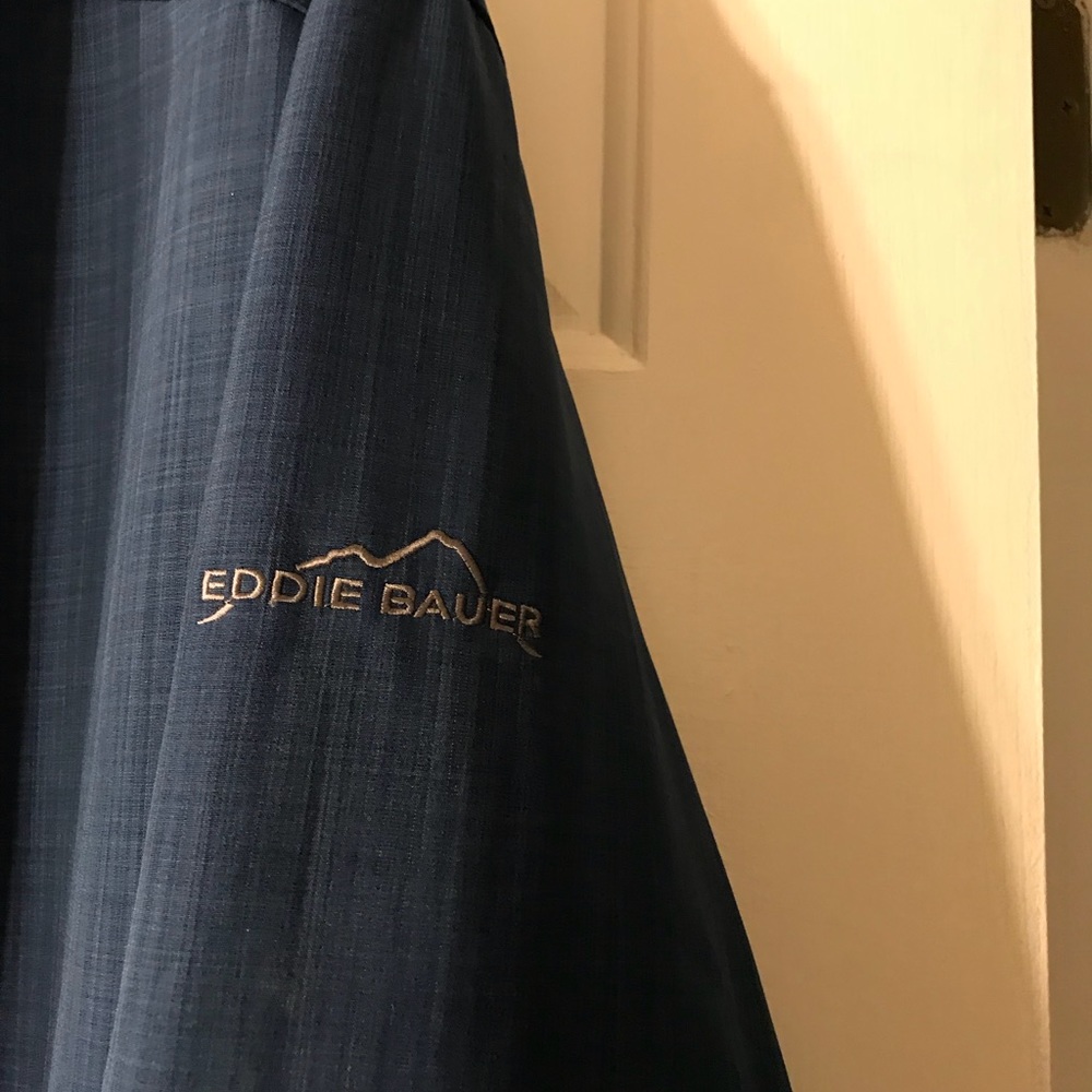 Men Jacket - Picture 2 of 3