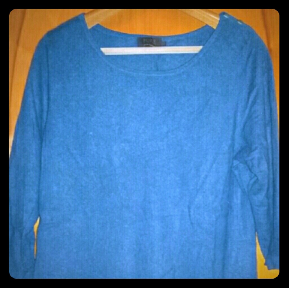 DONATED Pure Collection blue cashmere sweater 20