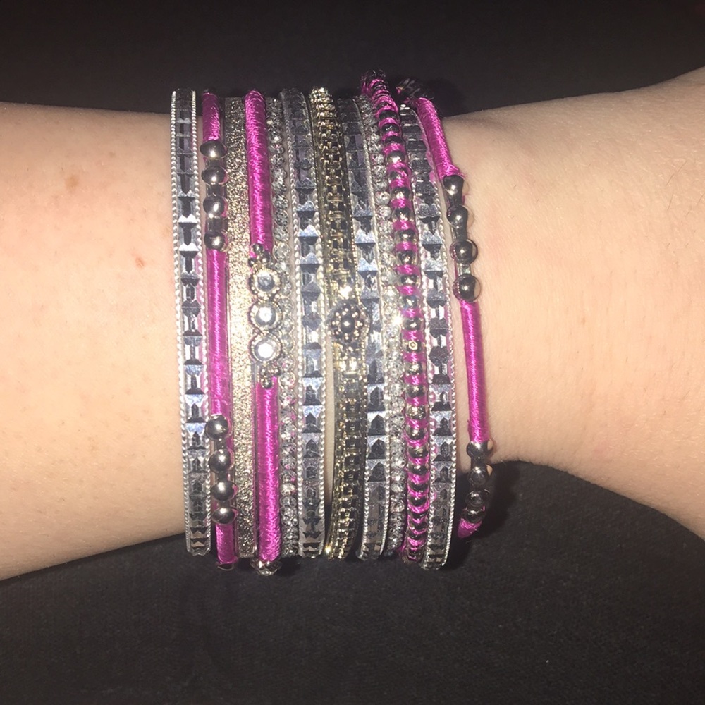 Set of 12 bangles - fits plus size