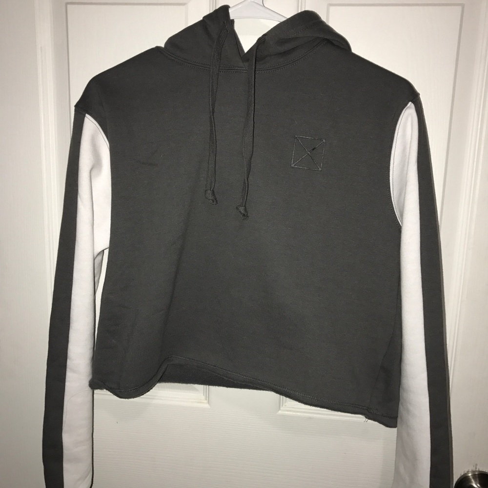 Brand new sweater